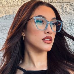 Hilary Blue Butterfly Glasses7
