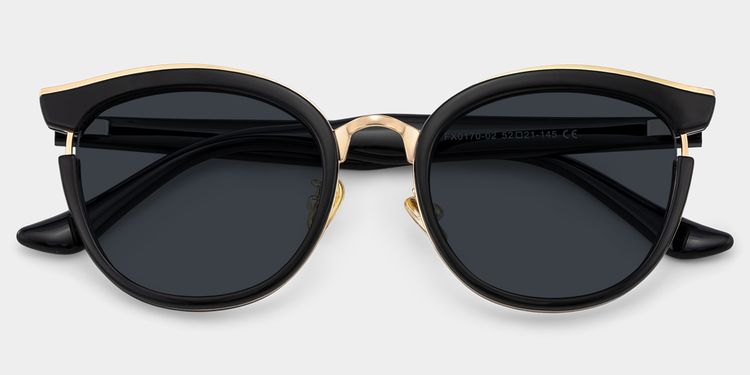 Laraine Black Cat eye Sunglasses