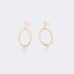 Stylish Oval Gold Earrings1