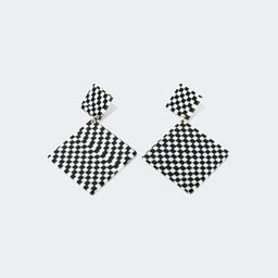 Stylish Rhombus Black-White Earrings1