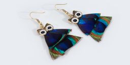 Vintage Owl Shaped Peacock Feather Earrings0