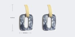 Vintage Pattern Square Shaped Silver Gray Earrings3