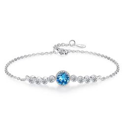 High-end Tasteful Silver Bracelet3