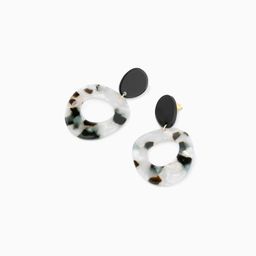 Stylish Round White Earrings0