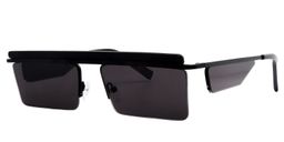 Sophia Rectangle Black Sunglasses3