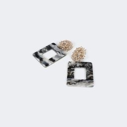 Stylish Square Gray Earrings1