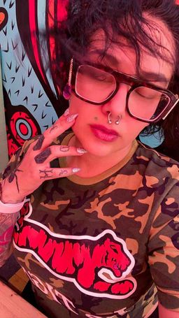 I absolutely love my new glasses ❤️ I just wish I would’ve put the tr1