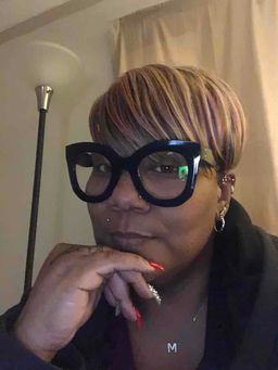 Love these frames very light and comfortable 0