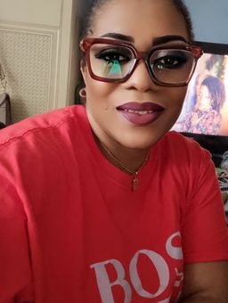 Latest addition to my Zeelool prescription glasses collection. This is0