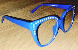 Love ! These frames are perfect. Not too big or too small. Great fit, 0