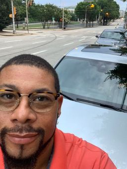 Fits comfortable I recommend these for any one.0