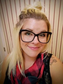 beautiful glasses, fit like a glove! I have the transition on them I d0