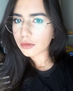 Sooooo cute! Perfect! Match with everything, lightweight and got lots 0